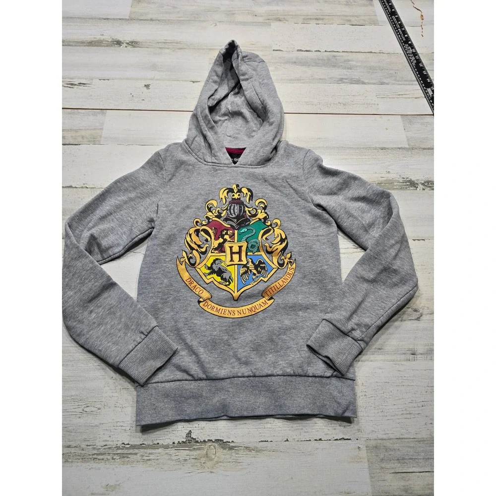 Harry Potter Wizarding World Kids Gray Hogwarts Crest Pullover Hoodie Size 8-10Y